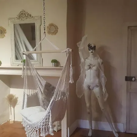 Couette-café Bohème Avec Balnéo 3*